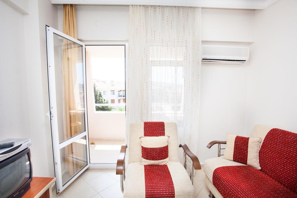Yalcinkaya Apart Hotel Çeşme Εξωτερικό φωτογραφία