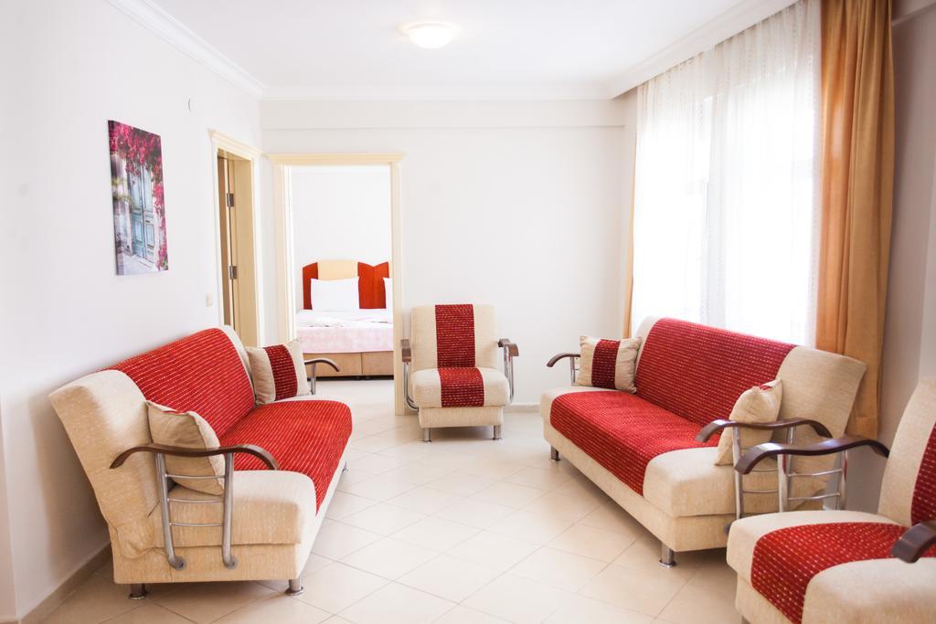 Yalcinkaya Apart Hotel Çeşme Εξωτερικό φωτογραφία